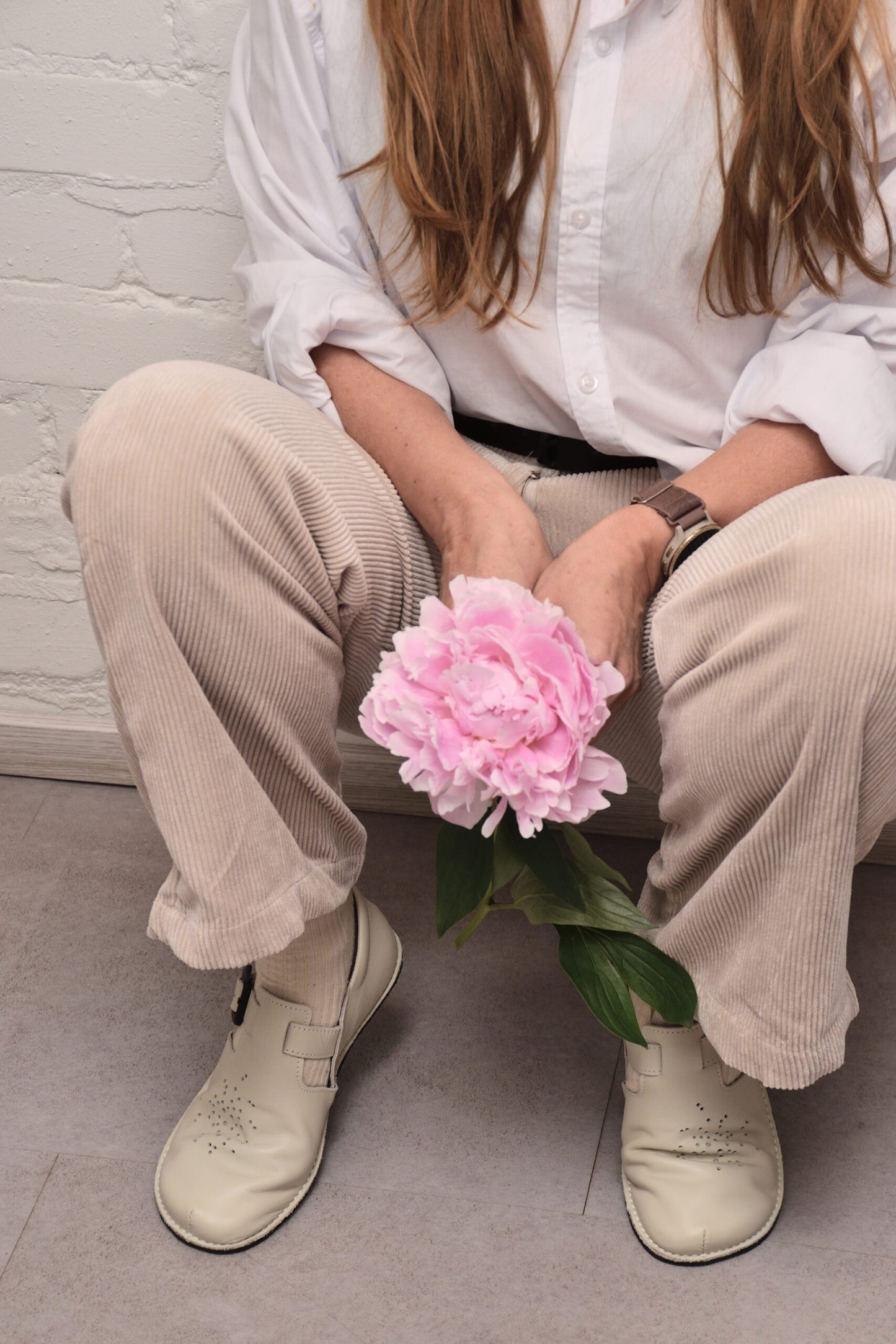 Kuuda Shoes - White